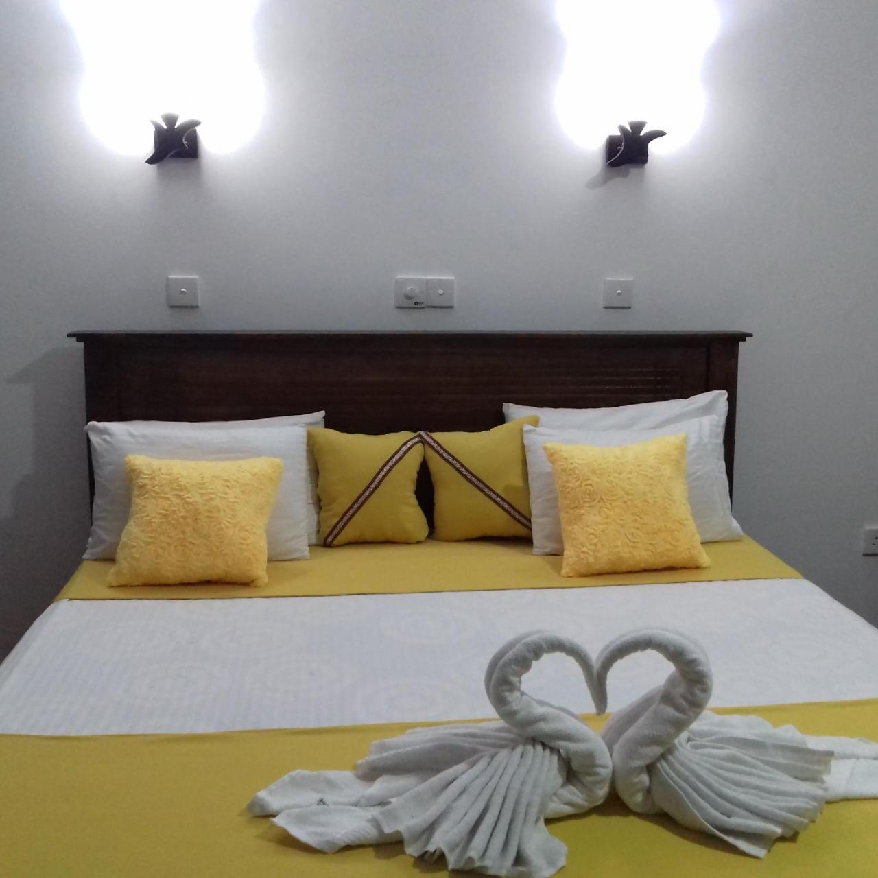 Rainbow Guest House Hikkaduwa Luaran gambar